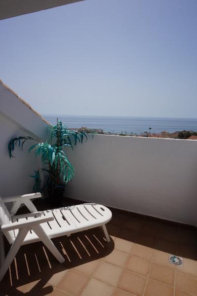 Duquesa And Golf With A Spectacular Sea View *